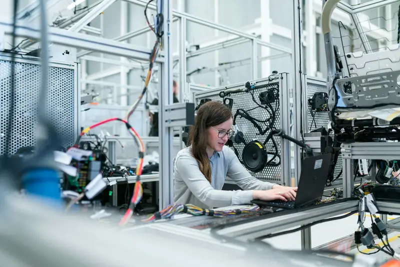 Engineer working in a hardware lab